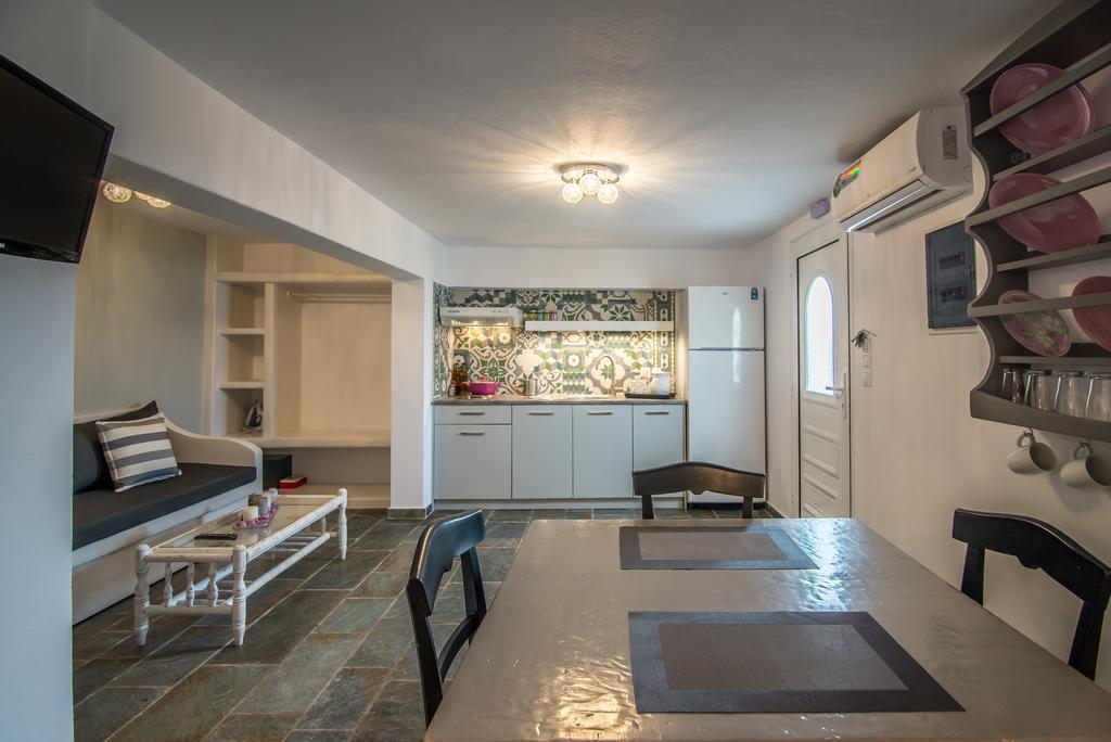 Eiriana Luxury Suites Plaka  Exterior foto