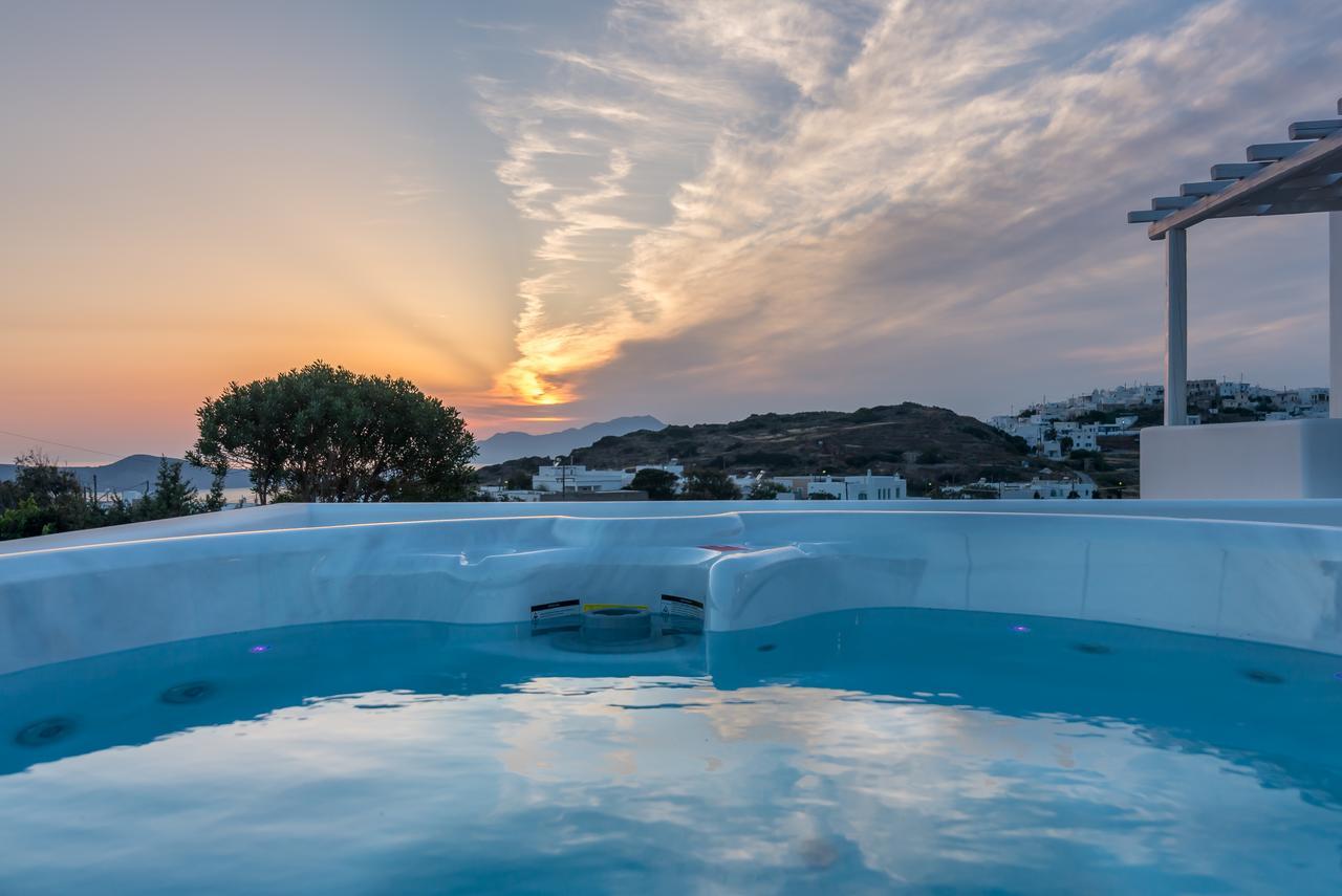 Eiriana Luxury Suites Plaka  Exterior foto